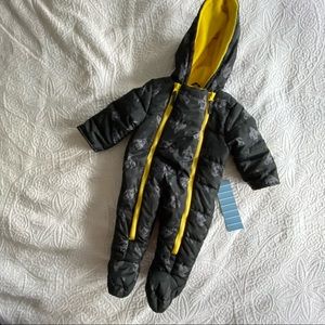 Wippette kids rockets print insulated onsie 3/6 m